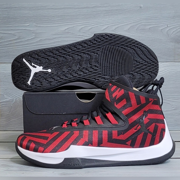 🏀 Jordan Fly Unlimited PFX - Size 9 - Basketball Shoes - Gym Red-Gym Black Nike - Picture 2 of 16